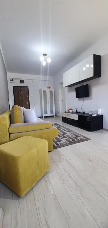 Sarah Apartment Constanta Bagian luar foto